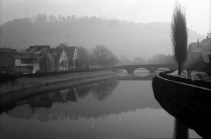 Sulz: Nebelstimmung: Neckarbrücke