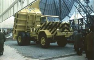Fotografie: Fahrwerk, LKW, Zwillingsreifen