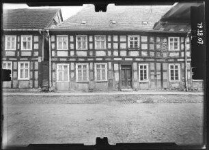 Angermünde, Markt 22. Wohnhaus. Straßenfront (Teilansicht)