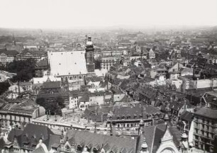 Leipzig-Zentrum, Blick vom Turm des Neuen Rathauses nach Norden zur Thomaskirche
