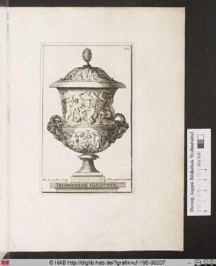 VASE DE MARBRE