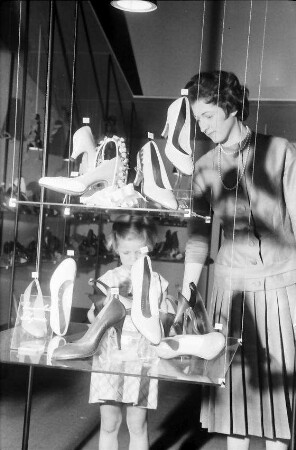 Basel: Stand Bally, Schuhe