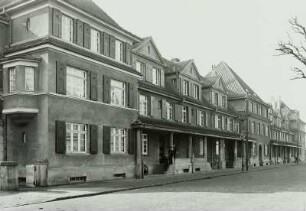 Güstrow. Parumer Straße. Straßenbild