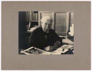 David Lloyd George in seinem Büro in London