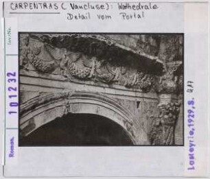Carpentras: Kathedrale, Portal, Detail