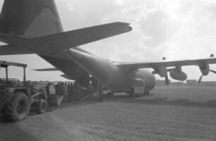 Flugplatz der US-Streitkräfte an der Erzbergerstraße