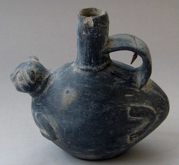 Clay vessel