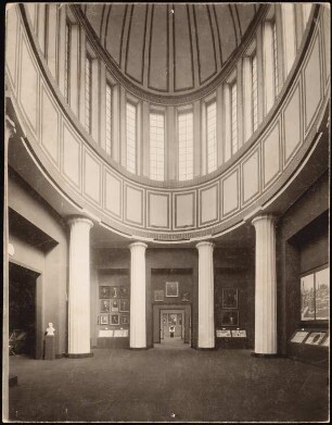 Bauten für die Jahrhundertausstellung 1913, Breslau: Innenraum