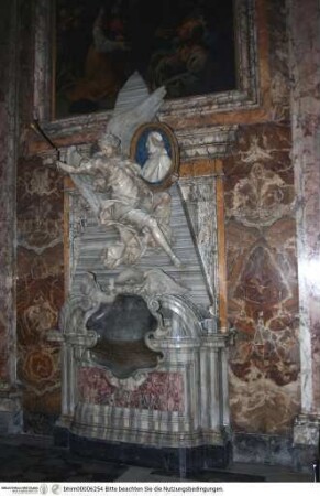 Grabmal des Kardinals Fabrizio Paolucci (gest. 1726)
