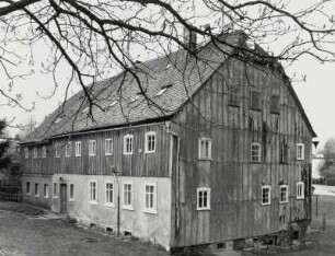Neugersdorf, Wohnhaus : Neugersdorf. Wohnhaus (Mitte 19. Jahrhundert), Am Kinderheim II 6. Eckansicht