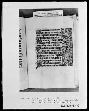 Lateinisch-französisches Stundenbuch — Bordüre mit Vogel, Folio 138 recto