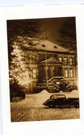 Marktplatz mit Rathaus im Schnee, Weihnachten 1948. Bild auf einer Karte von Bürgermeister Brakemeier