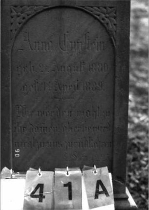 Grabstein 41 (Index: 99790664) Maße HxBxT: 124x48x16 cm Besonderheit: Kindergrab: Grabstein 41A
