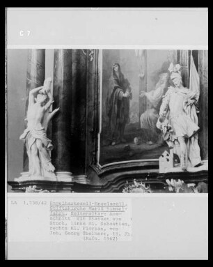 Seitenaltar mit Stuckfiguren der Heiligen Sebastian und Florian