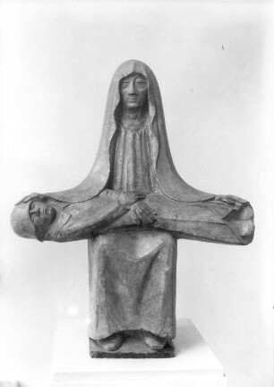 Entwurf für ein Ehrenmal in Stralsund. Pietà. Gips; H. 64,5 cm (1932; E. Barlach). Güstrow: Atelierhaus am Inselsee