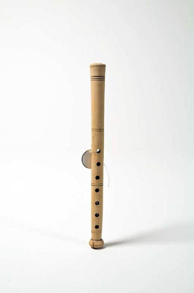 Open inner flute with finger holes