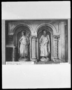 Erste Figur von rechts: Prophet (Ezechiel oder Jesaja)