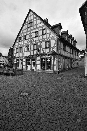 Hofanlage; Schotten, Kirchstraße 5, Neuer Weg 6