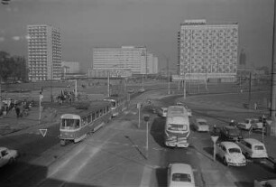 Dresden. Blick vom Hauptbahnhof in die Prager Straße