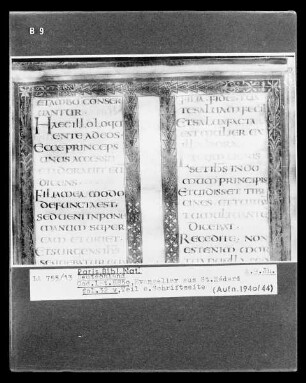 Evangeliar aus Saint-Médard in Soisson — Evangeliar aus Saint-Médard in Soisson, Folio 32versoTextblatt
