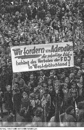 Zwickau, Kundgebung am Pavillon der Deutsch-Sowjetischen Freundschaft, sogen. Stalin-Pavillon, 27. Juni 1951