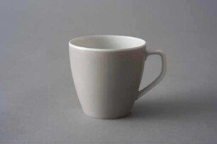 Modellnummer 611; 3 1/2, Dekornummer 16271 (Werkbundkiste Porzellan, Kaffeetasse)