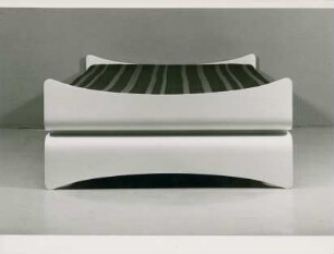 Behr Bett "Behr expo design" von Horst Brüning