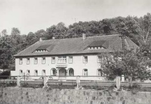 Gasthaus Kretschan, Ehemaliges Ferienheim des VEB Aluminiumwerk "Albert Zimmermann"