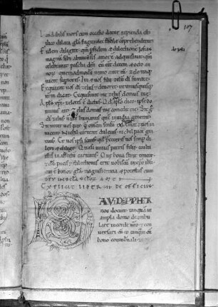 De mysteriis et de Officiis — Initial D(avid), Folio fol. 107 r