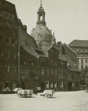 Salzgasse : Dresden, Salzgasse, Ansicht mit Eiswagen und Frauenkirche, 1928