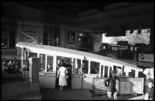Lugano: Zahnradbahn im SBB Bahnhof