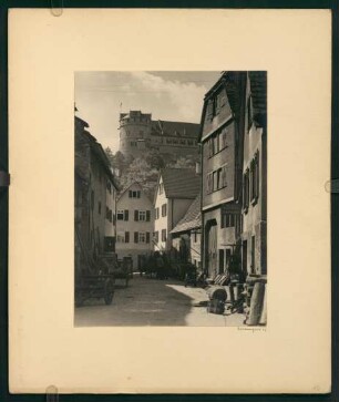 Strassenblick auf Hohentübingen