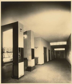 Roxy-Palast, Berlin-Schöneberg: Garderobe