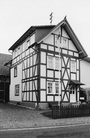 Wohnhaus, Fachwerk; Biebergemünd, Bornweg 3