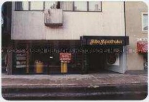 Apothekengeschäft (Sonderthema: Wo leb ich denn? - Mein Lebensraum in Stadt und Land)