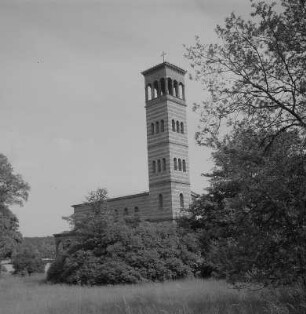 Potsdam-Sacrow. Heilandskirche