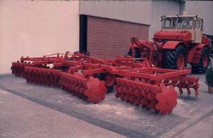 Fotografie: Scheibenegge, Großtraktor