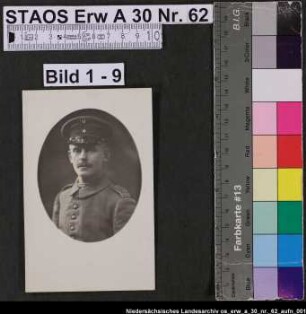 Abbildungen v.a. von Regimentsangehörigen 9 Fotos und Postkarten u.a. aus Coucy-lès-Eppes, Marcheville Enthält auch Fotos von Friedhöfen