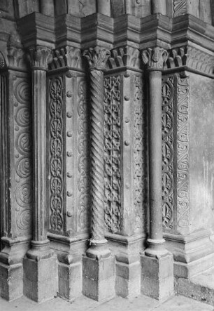 Saint-Léger (Sankt Leodegar) — Gewände