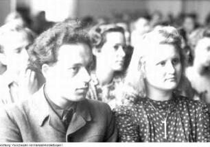 Meißen. 2. Parlament der Freien Deutschen Jugend (FDJ), Veranstaltungen u.a. mit Wilhelm Pieck, Otto Grotewohl und Walter Ulbricht, Pfingsten 1947