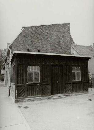 Gewerbegebäude, Großzöbern