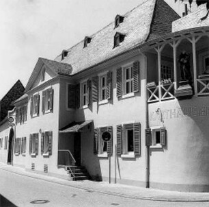 Karthäuser Hof; Flörsheim, Untermainstraße 19