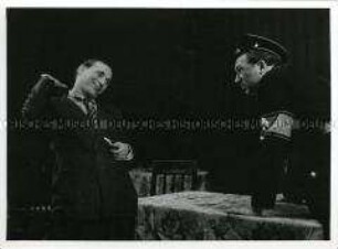 "Schweyk im Zweiten Weltkrieg" von Bertolt Brecht am Landestheater Dessau