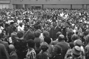 Freiburg: Stadthalle; Willy Brandt; Wahlversammlung; kommt in die Stadthalle