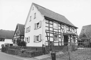 Ehemaliger Verwaltungssitz (Wohnhaus, Fachwerk); Gründau, Obergasse 9