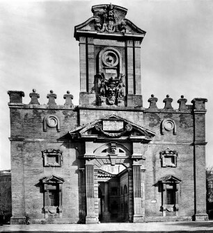 Porta Pia — Fassade