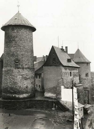 Oelsnitz im Vogtland. Schloss (12. Jh.) mit Türmen