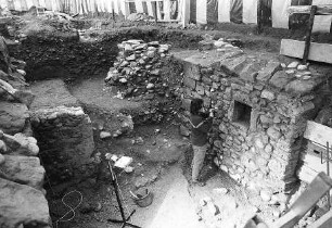 Freiburg im Breisgau: Ausgrabungen an der Baustelle in der Gauchstraße
