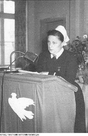 C. Caden, Heldin der Arbeit, Dr. Johannes Friedrich Rogge, Hebestreit, Ingeborg Ottmann, Oktober 1952 & Dresden, Kundgebung des Kreisfriedenskomitee am Gaswerk Reick, Büste, Oktober 1952