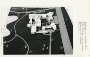 Filmschule, Berlin-Dahlem (Diplomarbeit bei Willy Kreuer): Modellfoto 1:500